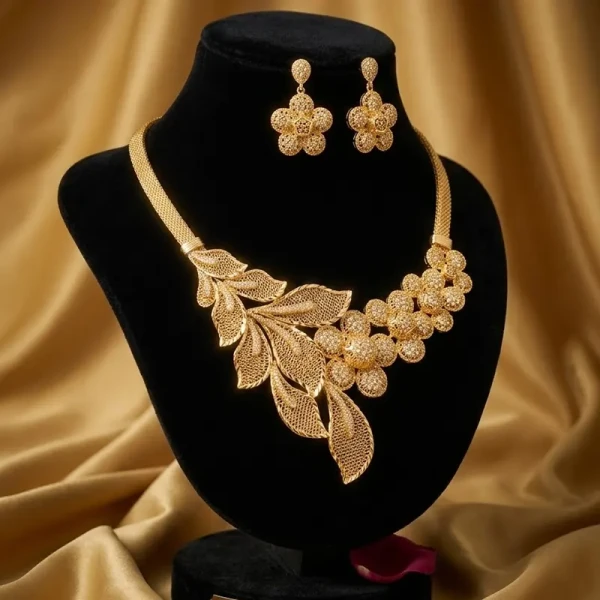 Gorgeous Floral Gold Plat...